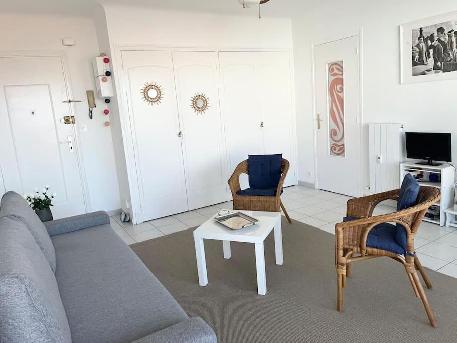 Hendaye Plage Charmant Studio 2Pers Avec Grande Terrasse Vue Mer Экстерьер фото